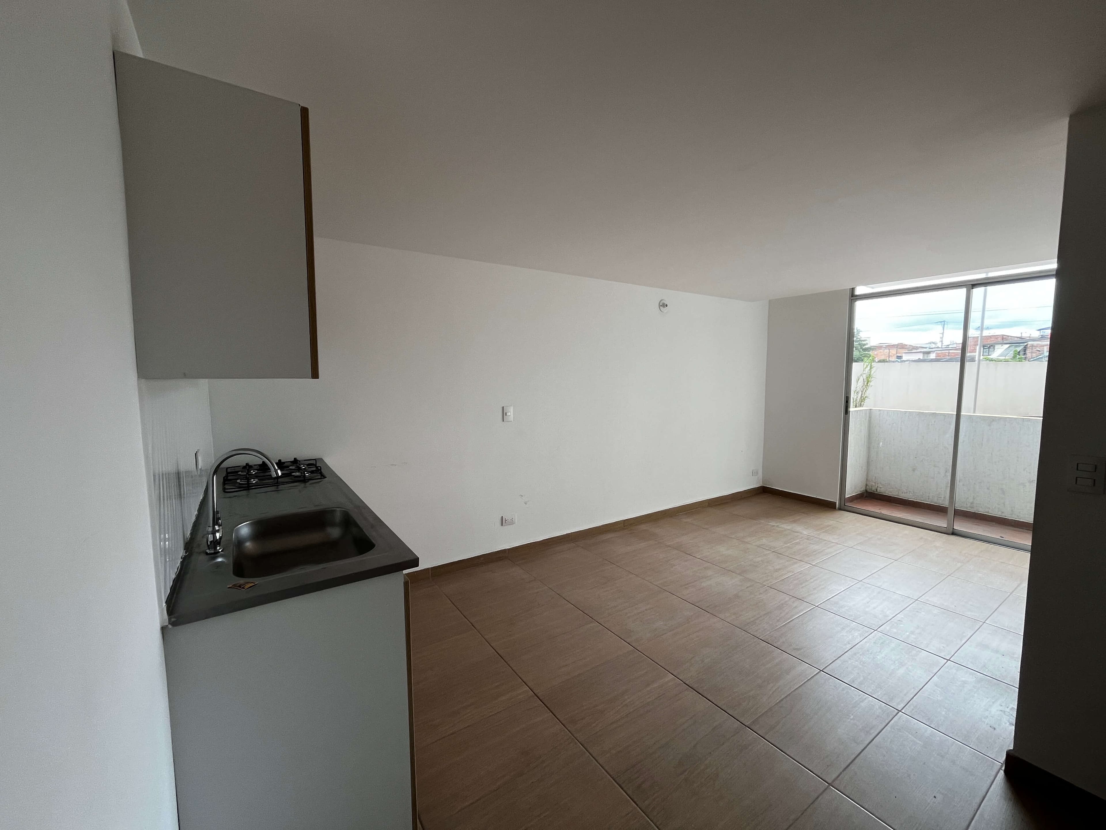 Outlet Constructora 1A