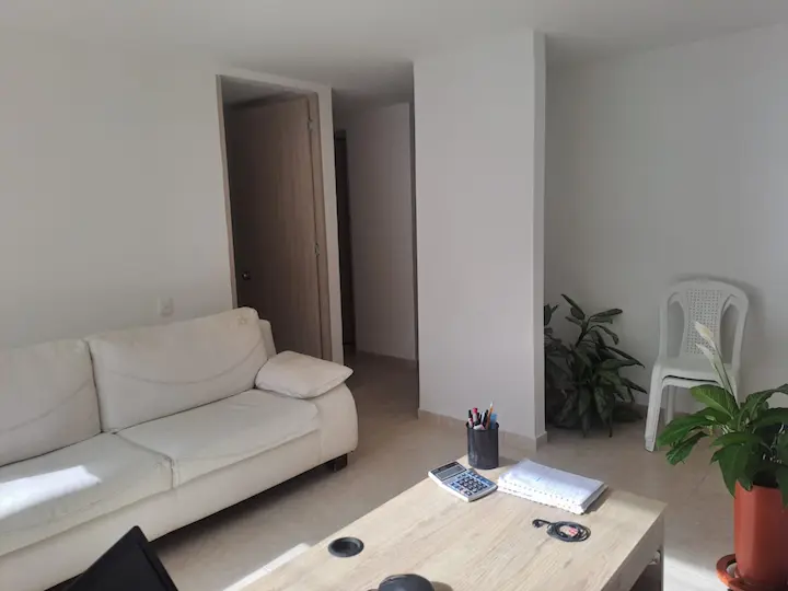 Outlet Constructora 1A