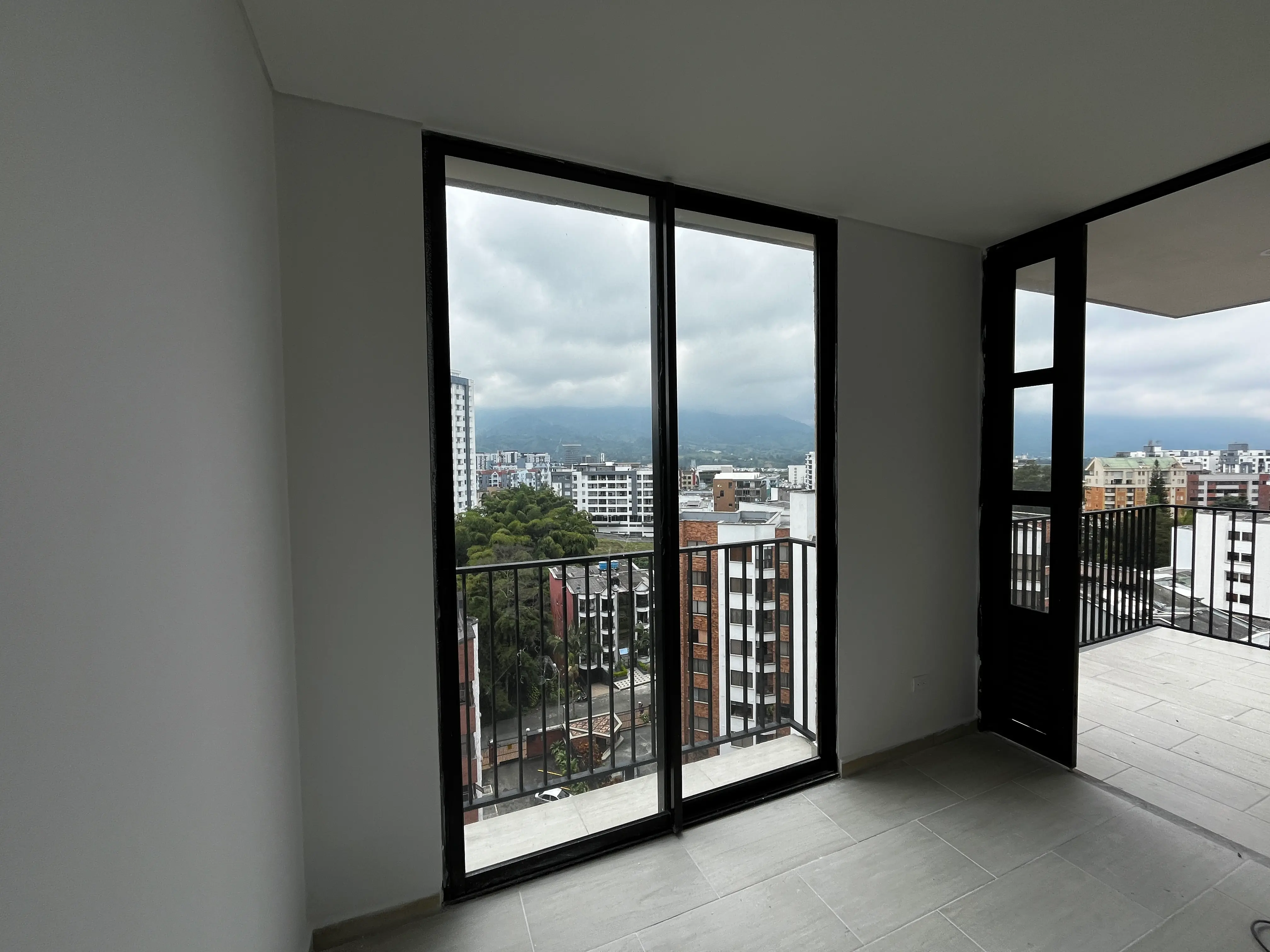 Outlet Constructora 1A